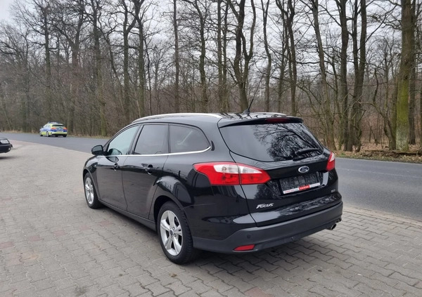Ford Focus cena 27900 przebieg: 207476, rok produkcji 2012 z Białobrzegi małe 46
